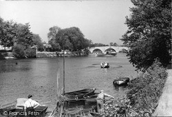 The Thames c.1950, Richmond