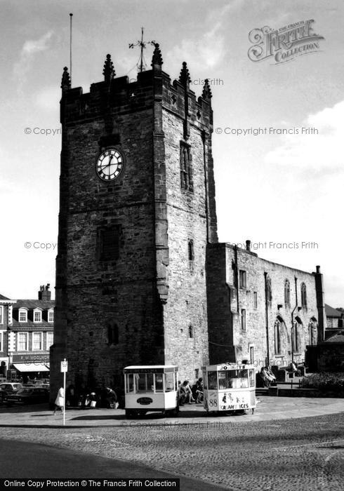 Photo of Richmond, Trinity Church c.1965