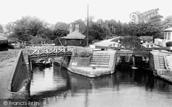 Canal And Batchworth Lock 1897, Rickmansworth