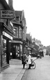 Girls, High Street 1921, Rickmansworth