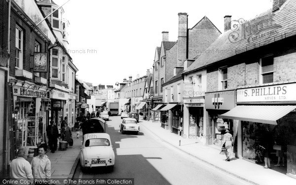 Photo of Rickmansworth, High Street c.1965