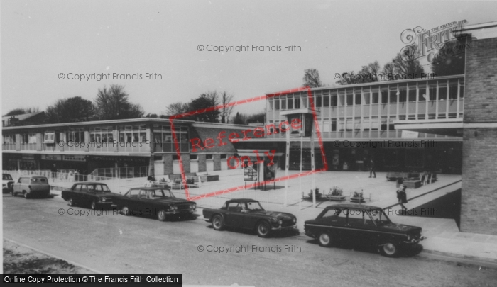Photo of Rickmansworth, Penn Place Precinct c.1965