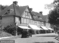 Lower Barn Road c.1955, Riddlesdown