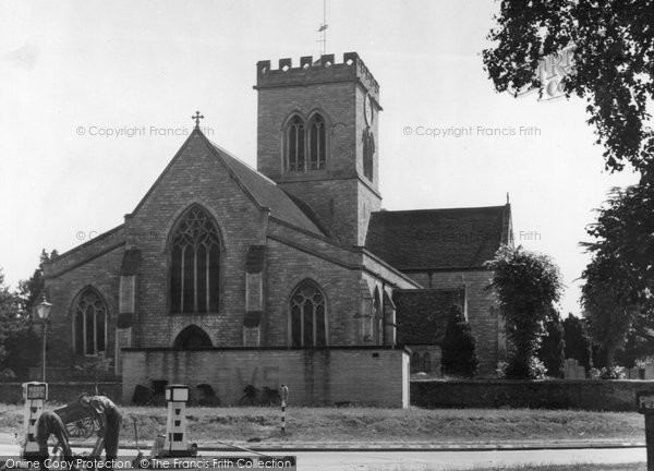 Photo of Ringwood, Church Of St Peter And Paul c.1950