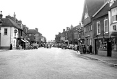 High Street From The Square c.1950, Ringwood