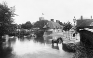 The Millstream 1900, Ringwood