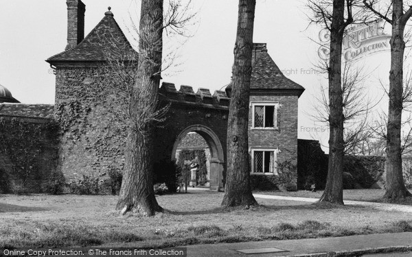 Photo of Ripley, West Lodge, Dunsborough Park c1955