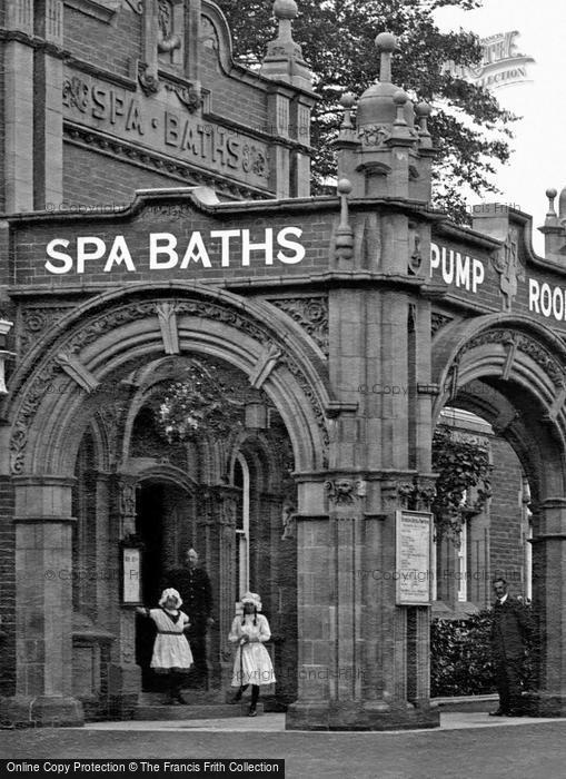 Photo of Ripon, Spa Baths Entrance 1914