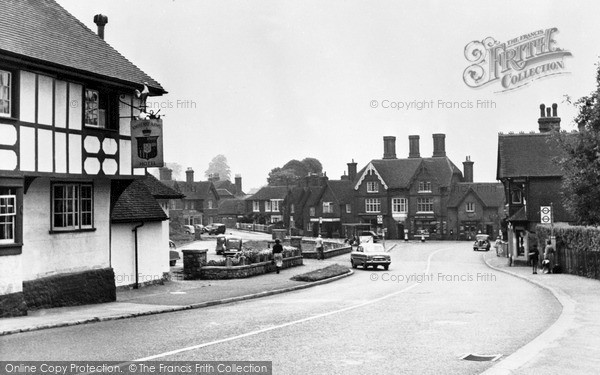 Photo of Riverhead, The Square c.1955