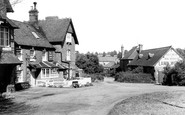 Example photo of Road Weedon