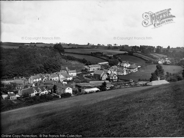 Photo of Roadwater, the Village 1930