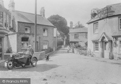 The Village 1930, Roadwater