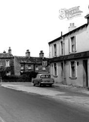 The Cross Roads, The New Inn c.1965, Roberttown