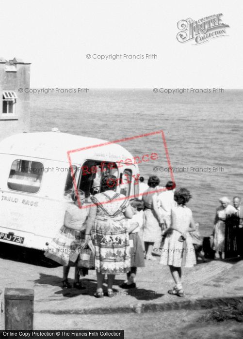 Photo of Robin Hood's Bay, Heading To The Beach c.1955