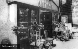 The Antique Shop c.1960, Robin Hood's Bay