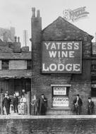 Men At Wheelpit Court 1909, Rochdale