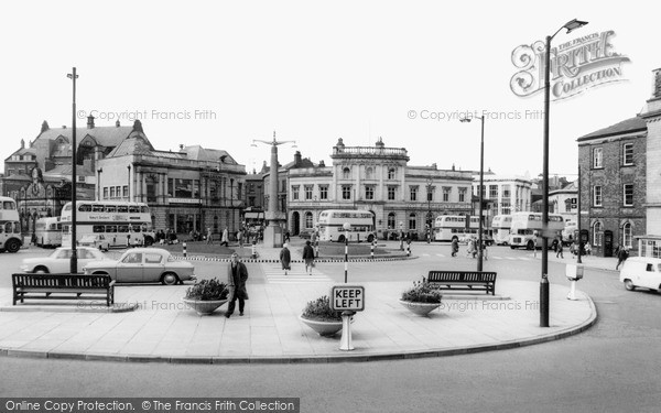 Photo of Rochdale, Town Centre c.1965