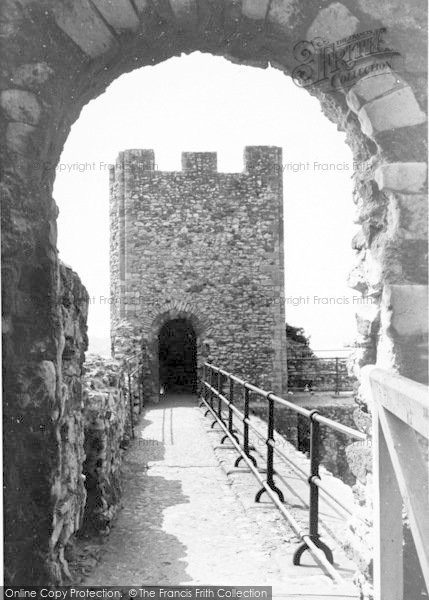 Photo of Rochester, Castle c.1960