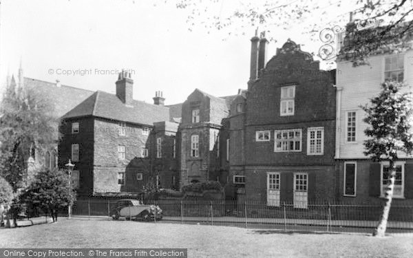 Photo of Rochester, Restoration House c.1955