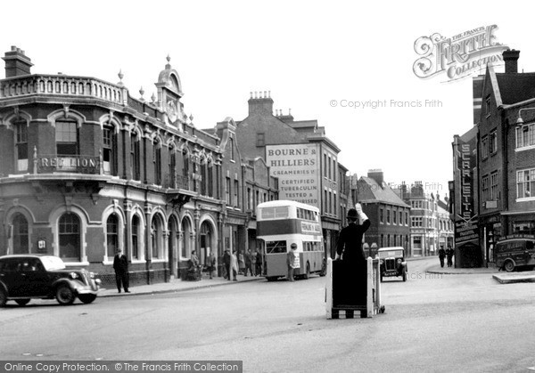 Photo of Rochester, The Red Lion, Star Hill Corner c.1955