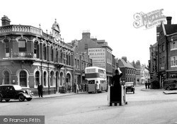 Rochester, the Red Lion, Star Hill Corner c1955