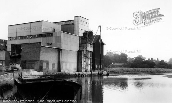Photo of Rochford, Stambridge Mill And River c.1965