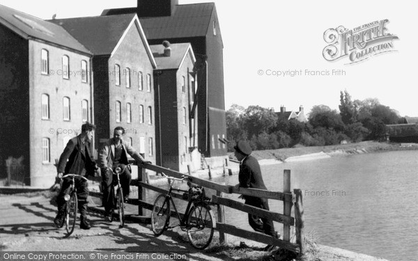 Rochford, Stambridge Mill c.1955