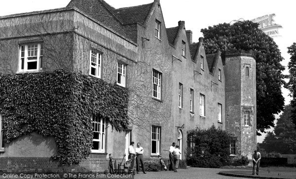 Photo of Rochford, The Hall c.1955