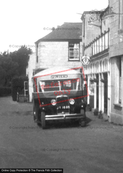 Photo of Rock, A Bus 1933