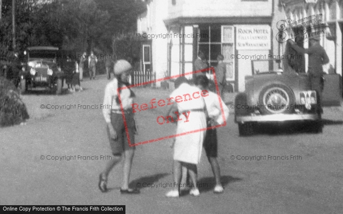 Photo of Rock, Children And Cars 1933