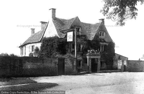 Photo of Rodborough, Bear Hotel 1901