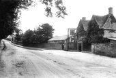 The Bear Inn 1910, Rodborough