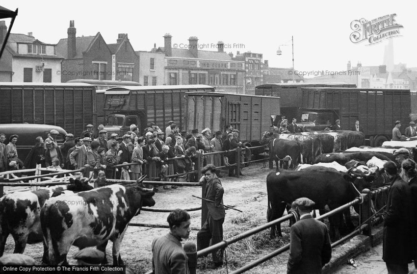 Romford, Cattle Market c1950