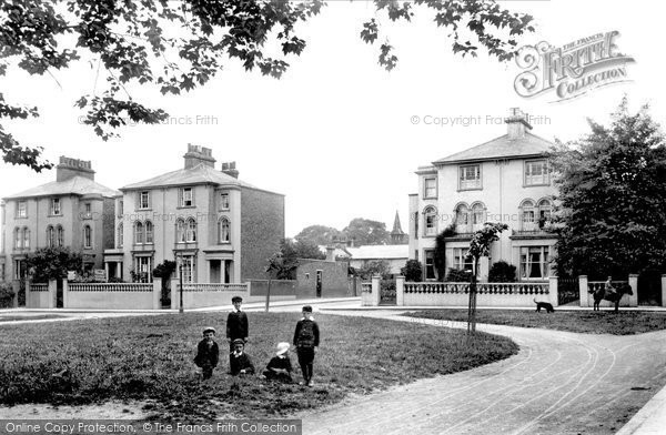 Photo of Romford, Laurie Square 1908