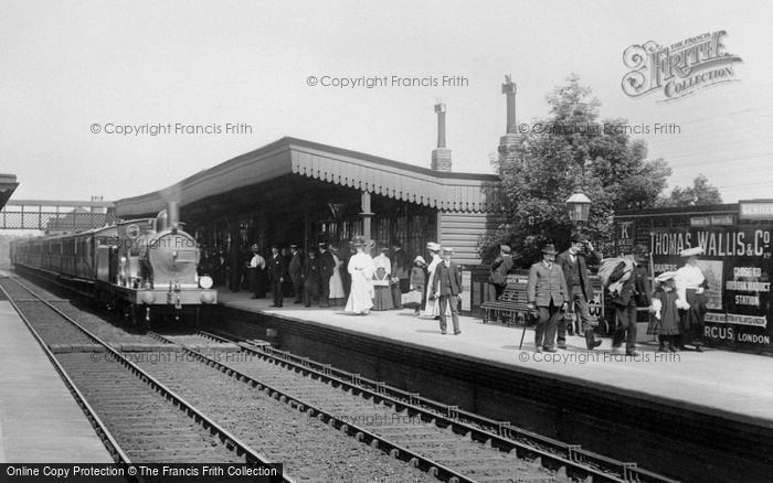 Photo of Romford, Railway Station, On The Platform 1908