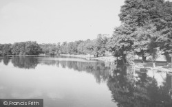 Rapahel Park Lake c.1950, Romford