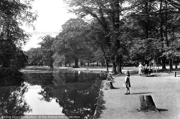 Photo of Romford, Raphael Park 1921