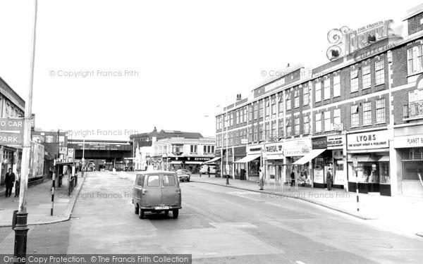 Photo of Romford, Station Parade, South Street c.1965