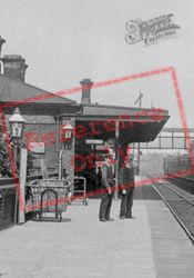 Station, Railway Men 1908, Romford