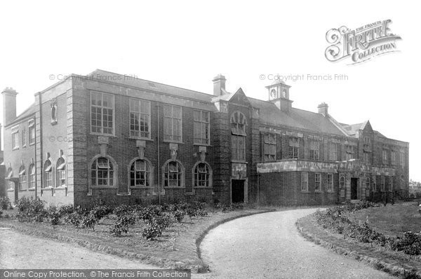 Photo of Romford, The County High School 1911