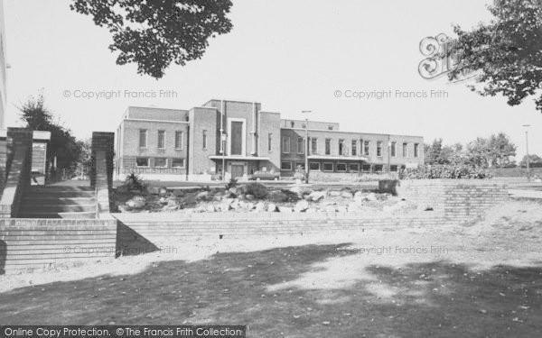 Photo of Romford, Town Hall c.1965