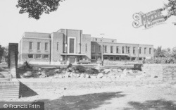 Town Hall c.1965, Romford