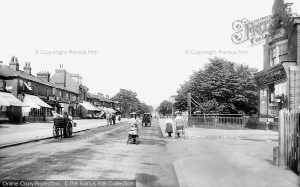 Photo of Romford, Victoria Road 1908