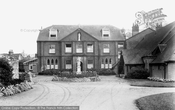 Photo of Romsey, Abbey House Convent 1932