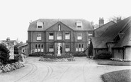Romsey, Abbey House Convent 1932