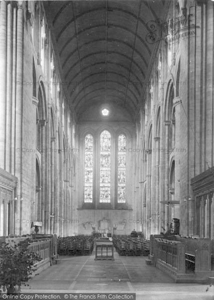 Photo of Romsey, The Abbey Nave, West 1932