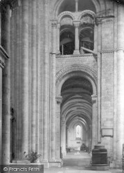 The Abbey, North Aisle 1932, Romsey