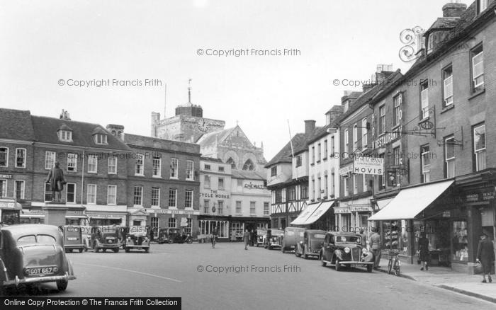 Photo of Romsey, The Square c.1955