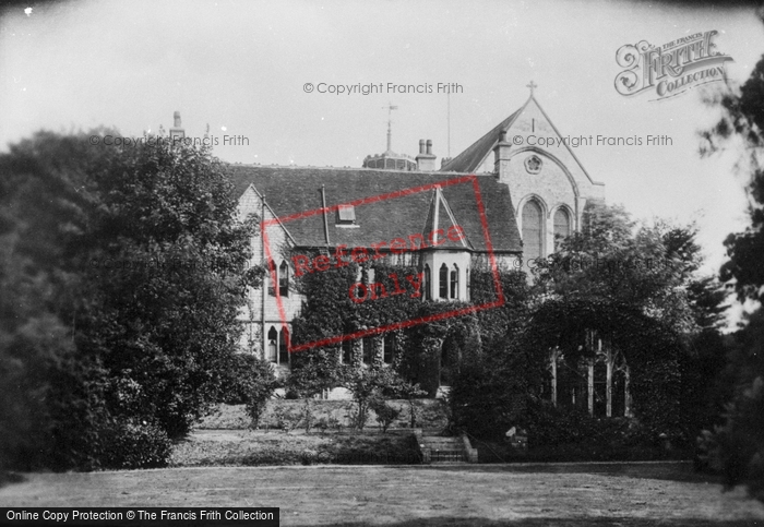 Photo of Romsey, Vicarage And Abbey 1911