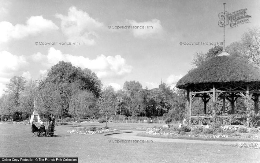 Romsey, War Memorial Park 1932